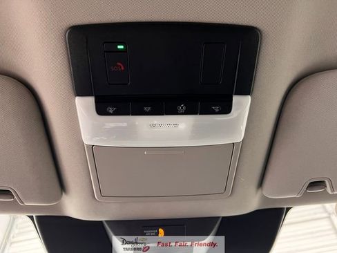 Used 2025 Nissan Pathfinder SV FWD image 55