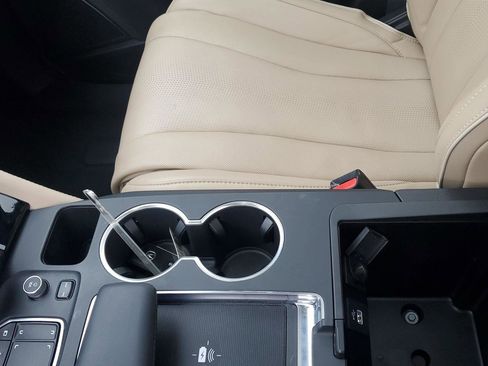 Certified 2022 Acura MDX SH-AWD w/ Advance Package image 25