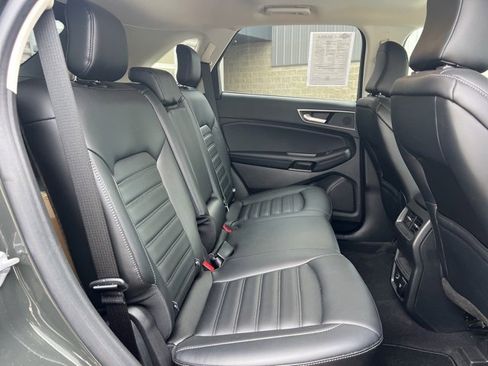 Used 2022 Ford Edge SEL w/ Convenience Package image 14