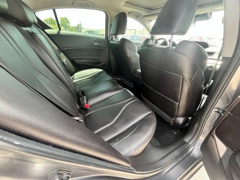 Used 2019 Acura ILX FWD image 9