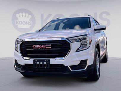 Used 2023 GMC Terrain SLE w/ Driver Convenience Package
