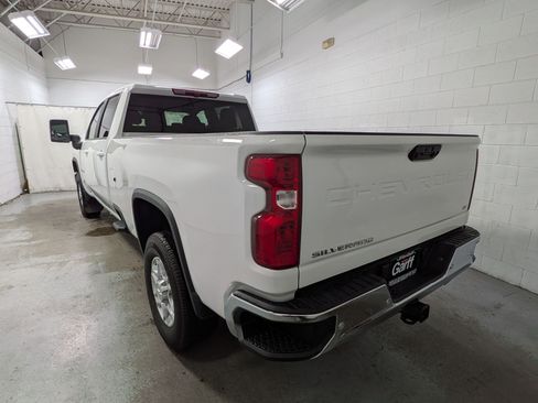 Used 2025 Chevrolet Silverado 3500 LT w/ Safety Package AWD/4WD image 9