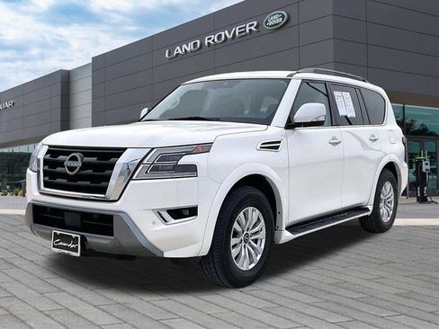 Used 2023 Nissan Armada SV image 1