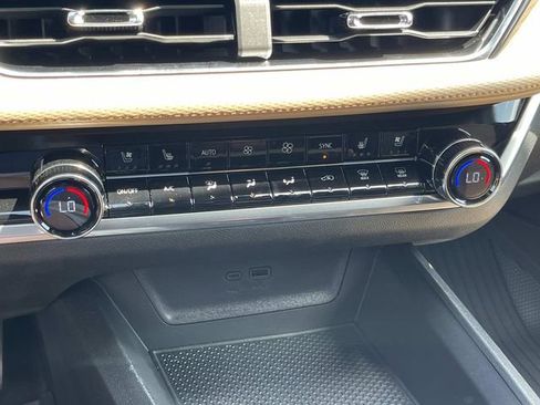 New 2026 Chevrolet Equinox ACTIV w/ Convenience Package III image 29