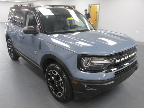 Used 2024 Ford Bronco Sport Outer Banks AWD/4WD image 3