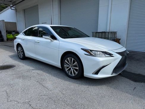 Used 2020 Lexus ES 350 w/ Premium Package FWD image 1