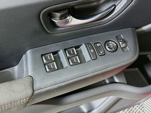 Used 2023 Honda Pilot Sport image 15