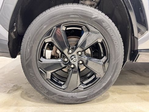 Used 2020 Toyota RAV4 XSE image 14