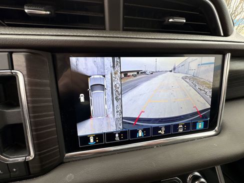 Used 2021 GMC Yukon Denali w/ Advanced Technology Package image 15