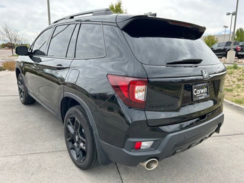 Used 2024 Honda Passport Black Edition image 5