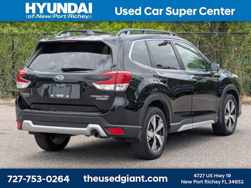 Used 2020 Subaru Forester Touring AWD/4WD image 5