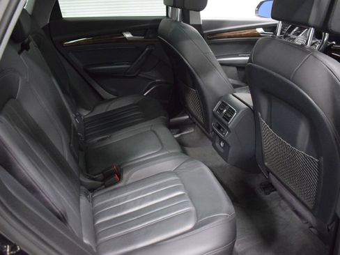 Used 2018 Audi Q5 2.0T Premium Plus w/ Premium Plus Package image 17