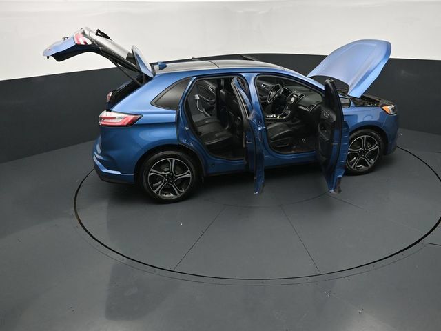 Used 2020 Ford Edge ST w/ Equipment Group 401A AWD/4WD image 30