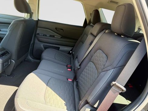 New 2026 Nissan Pathfinder SV AWD/4WD image 14