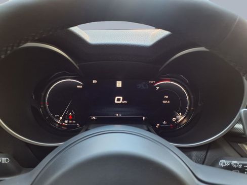 New 2025 Alfa Romeo Stelvio Sprint image 13