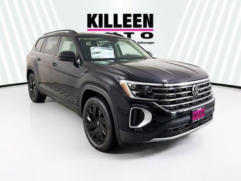 New 2026 Volkswagen Atlas SE FWD image 1