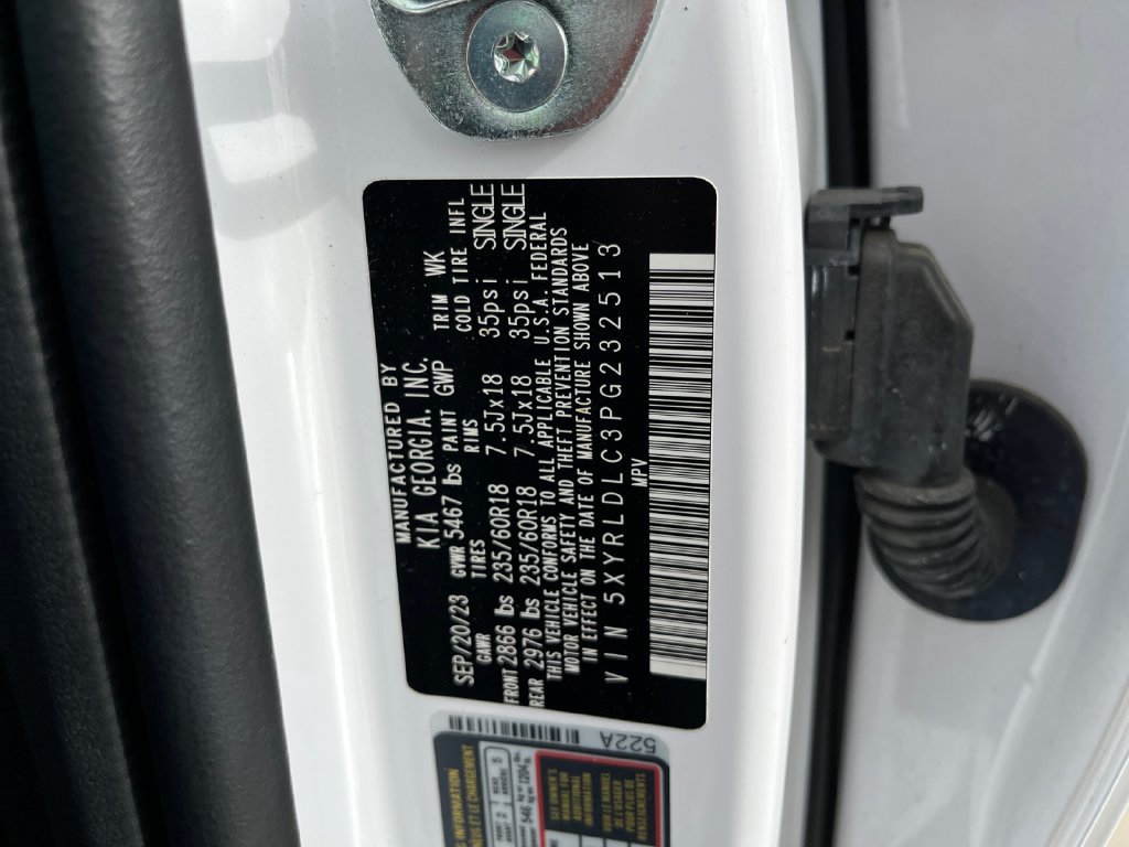 Used 2023 Kia Sorento S w/ Panoramic Sunroof Package AWD/4WD image 35
