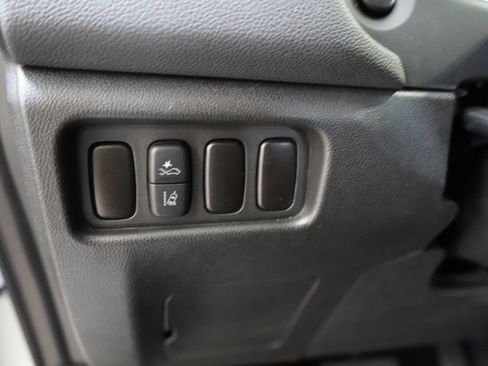 Used 2025 Mitsubishi Outlander Sport ES AWD/4WD image 29