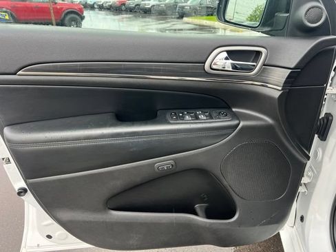 Used 2019 Jeep Grand Cherokee Limited X AWD/4WD image 22