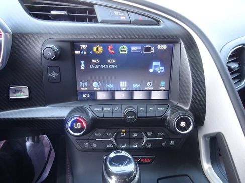 Certified 2018 Chevrolet Corvette Z06 RWD image 18