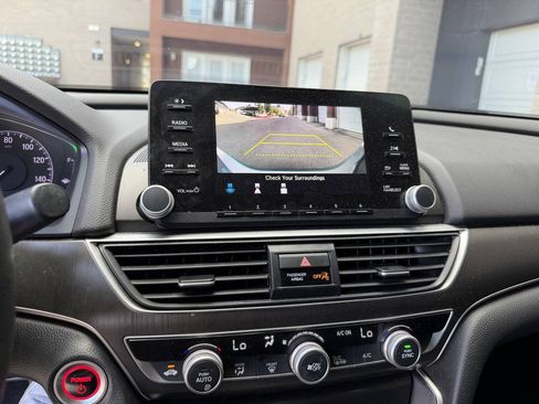 Used 2020 Honda Accord Hybrid image 22