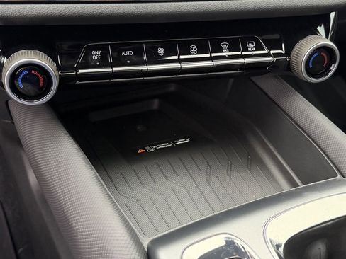 New 2026 Chevrolet Equinox EV RS FWD image 17