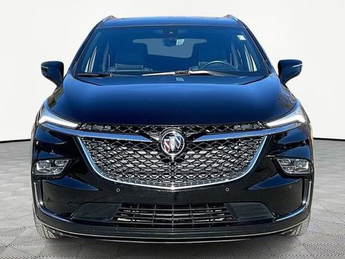 Used 2024 Buick Enclave Avenir w/ Avenir Technology Package image 2