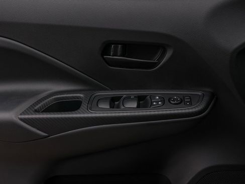 New 2025 Nissan Versa S image 23