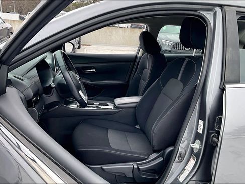 Used 2021 Nissan Sentra SV image 8