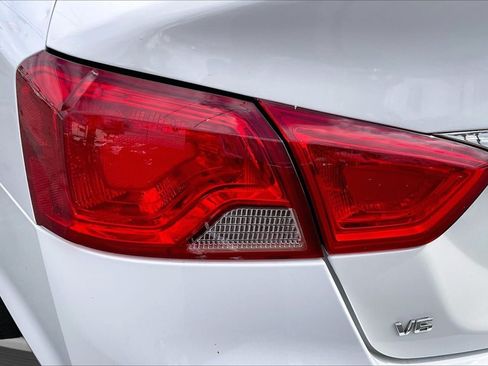 Used 2020 Chevrolet Impala LT FWD image 30