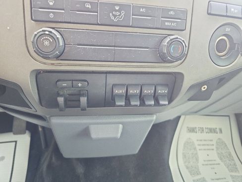Used 2012 Ford F250 XLT w/ XLT Interior Pkg image 26