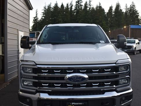 New 2025 Ford F350 Lariat w/ Lariat Ultimate Package image 3