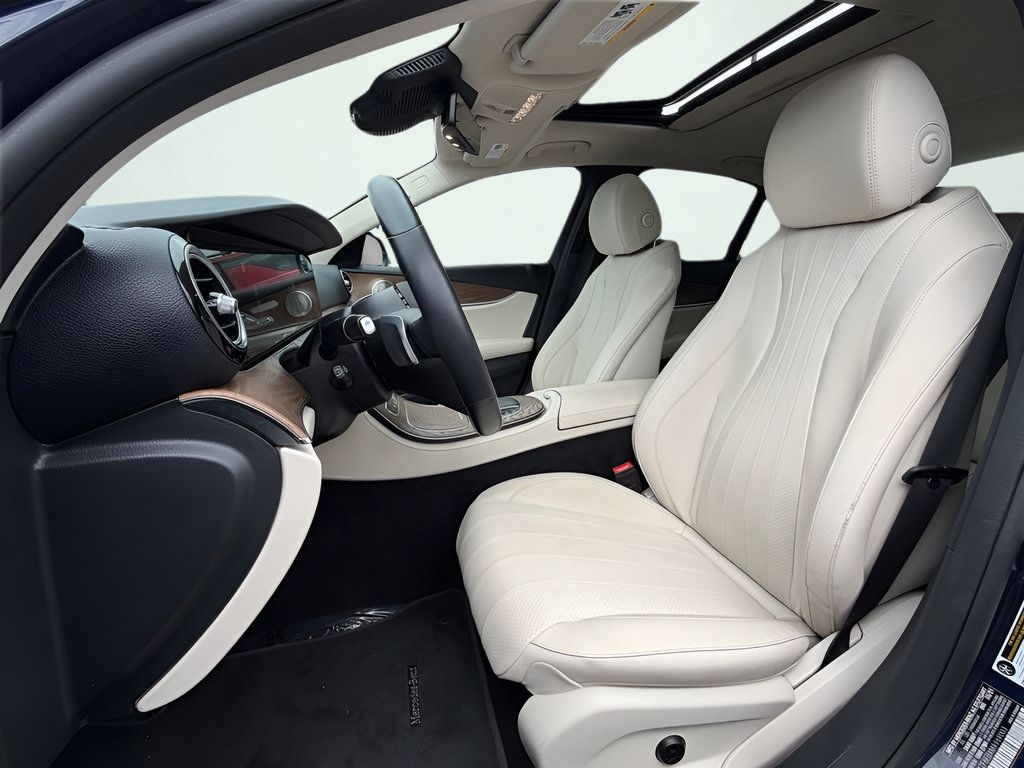 Used 2021 Mercedes-Benz E 350 4MATIC Sedan image 17