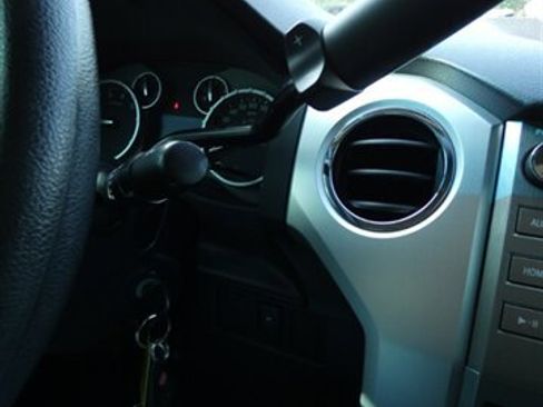 Used 2017 Toyota Tundra SR5 image 29