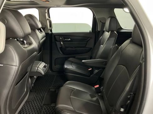 Used 2016 GMC Acadia SLT w/ Premium Edition FWD image 42