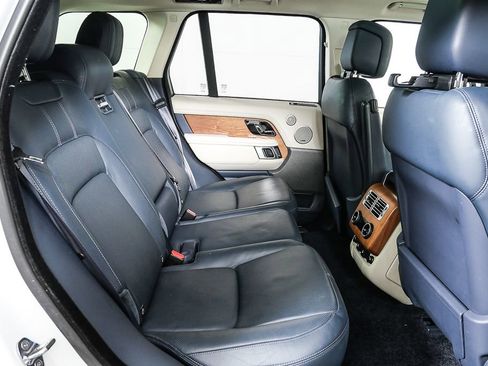 Used 2020 Land Rover Range Rover HSE image 20