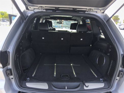 Used 2015 Jeep Grand Cherokee High Altitude RWD image 22