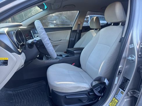 Used 2015 Kia Optima LX image 11