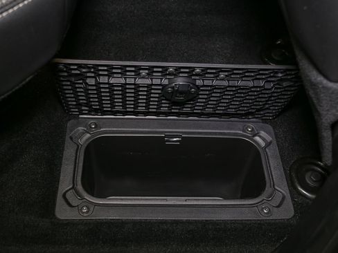 Used 2016 RAM 1500 Sport image 19