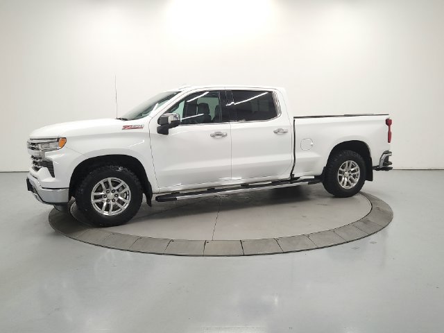 Used 2024 Chevrolet Silverado 1500 LTZ AWD/4WD image 5