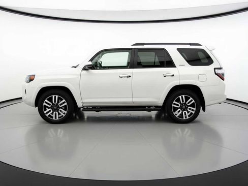 Used 2022 Toyota 4Runner Limited image 5