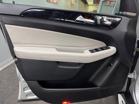 Used 2016 Mercedes-Benz GLE 400 4MATIC image 39