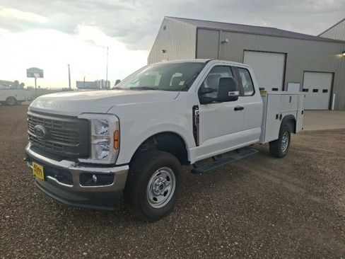 Used 2024 Ford F350 XL w/ Snow Plow Prep Package image 3