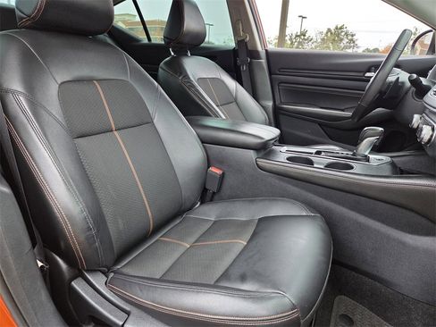 Used 2022 Nissan Altima 2.5 SR image 23