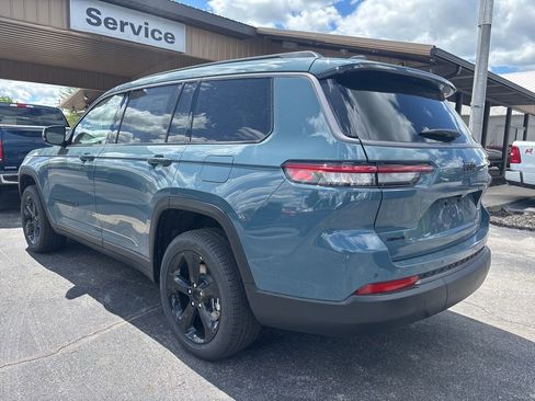 New 2026 Jeep Grand Cherokee L Limited AWD/4WD image 4