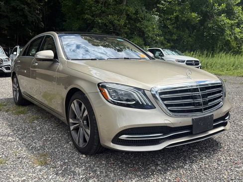 Used 2019 Mercedes-Benz S 560 4MATIC Sedan image 1