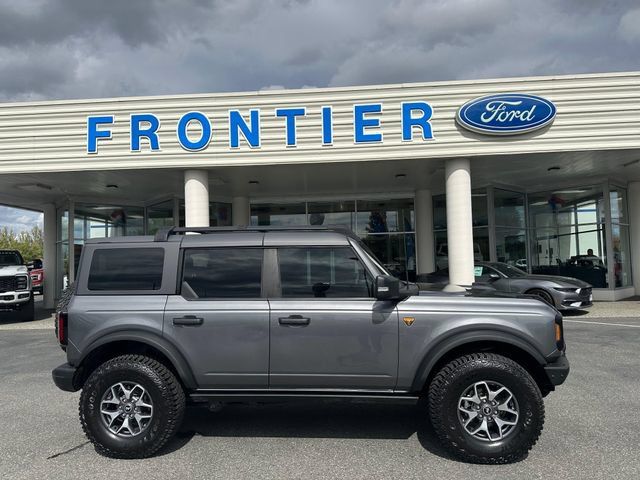 Used 2023 Ford Bronco Badlands AWD/4WD image 1