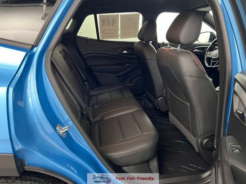 Used 2025 Chevrolet Trax RS w/ Driver Confidence Package image 37