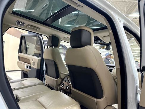 Used 2019 Land Rover Range Rover image 37