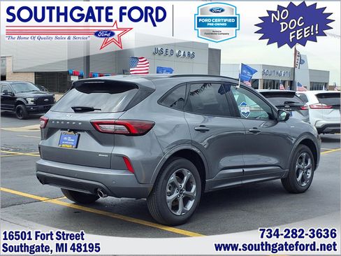 Certified 2024 Ford Escape ST-Line w/ Tech Pack #1 AWD/4WD image 2